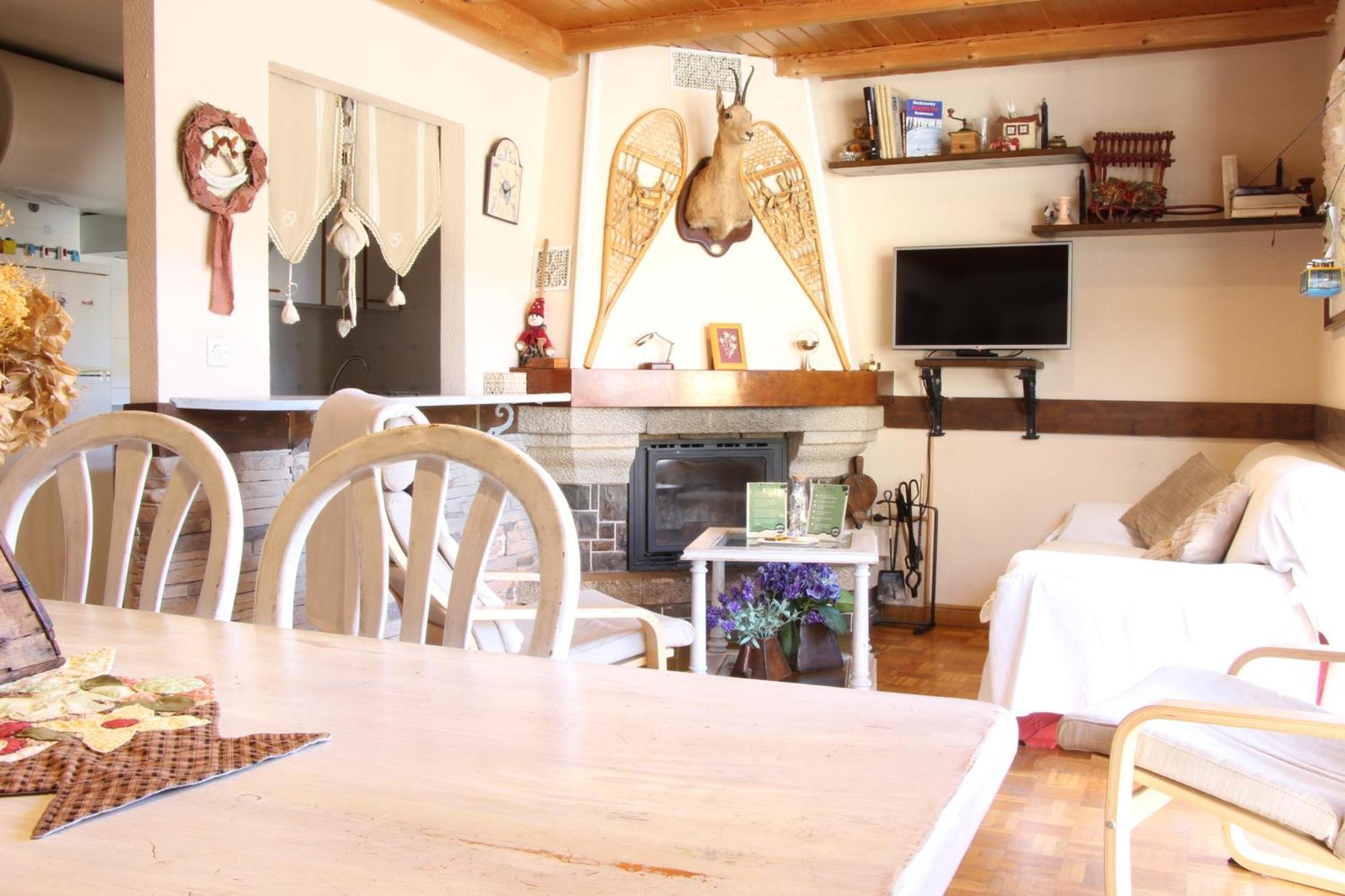 Pena Telera Petfriendly - Arafita Apartamentos El Pueyo de Jaca Luaran gambar